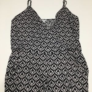 4/$25 New York & Company Jumper Jumpsuit